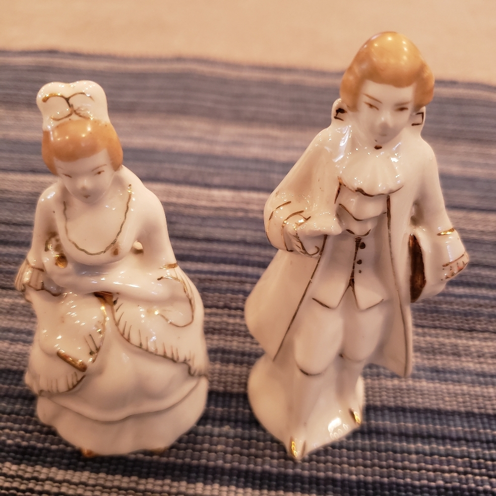 George and Martha Washington Salt/Pepper Shakers